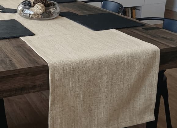 Chemin de Table Sarment