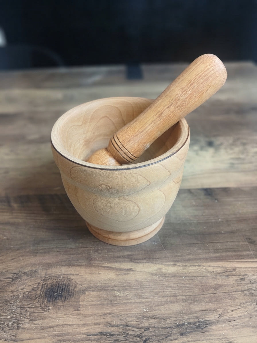 Mortier à épices en bois de platane – Le Geste de l’Artisan
